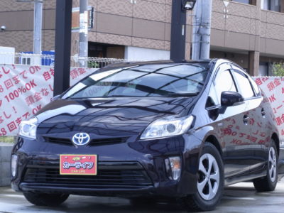 PRIUS　プリウス　S　【30系 後期型】　ボルドーカラー★　フルセグTV視聴可!!　バックカメラ!!　燃費も見た目も◎!!　まだまだ大人気です!!