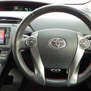 PRIUS　プリウス　Sツーリングセレクション　G’ｓ　【総合評価優良車】《特別仕様車グレード》