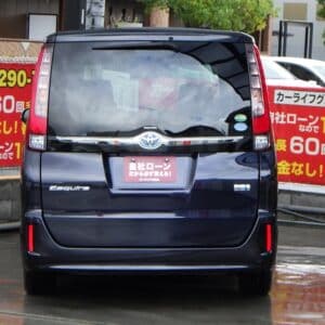 ESQUIRE　エスクァイア　ハイブリッド　Gi　ブラックテーラード　【特別仕様車グレード】