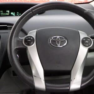 PRIUS　プリウス　S　LED　エディション