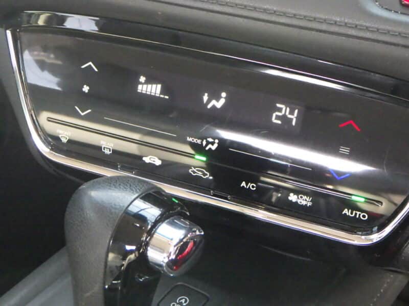 VEZEL ヴェゼル X 【ユーザー買取車両】