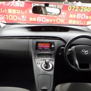 PRIUS　プリウス　Sツーリングセレクション　《ユーザー買取車》