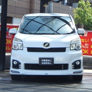 VOXY　ヴォクシー　ZS