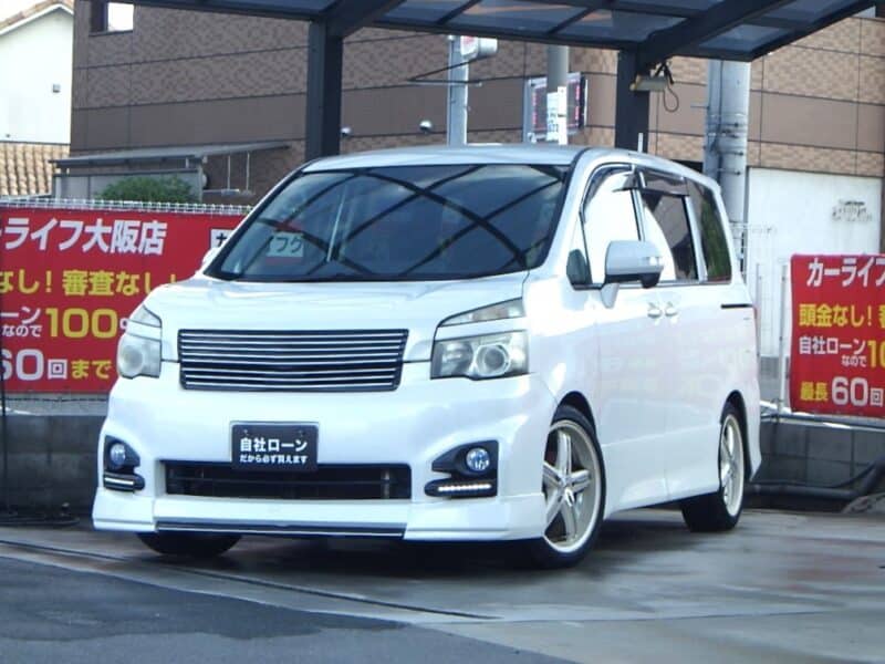 ヴォクシー　ZS