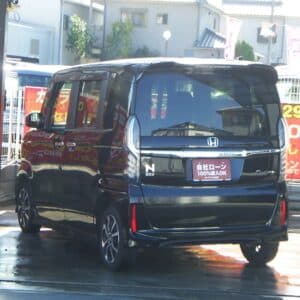 N-BOX　カスタム　G　L　ホンダセンシング