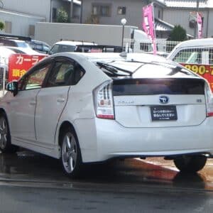 PRIUS　プリウス　Sツーリングセレクション　