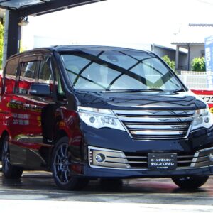 セレナ　ライダーブラックライン　ZZ　S-HV　【総合評価優良車】　