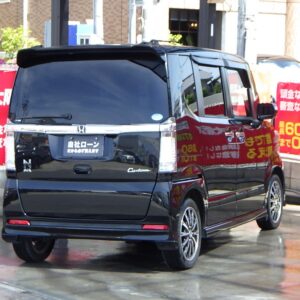 N-BOXカスタム　ターボ　SSパッケージ　《ユーザー買取車》