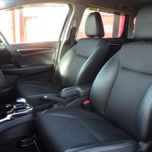 フィット　ハイブリッド　Lパッケージ　《ユーザー買取車》