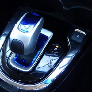 フィット　ハイブリッド　Lパッケージ　《ユーザー買取車》