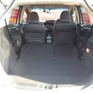 フィット　ハイブリッド　Lパッケージ　《ユーザー買取車》