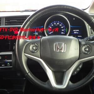 フィット　ハイブリッド　Lパッケージ　《ユーザー買取車》