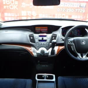 オデッセイ　Mエアロパッケージ　《ユーザー買取車》