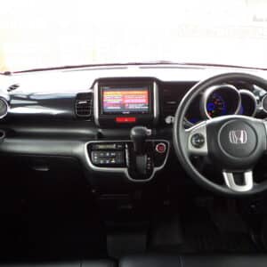 N-BOX　カスタム　G　Lパッケージ　《ユーザー買取車》