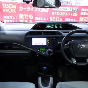 アクア　L　《ユーザー買取車》