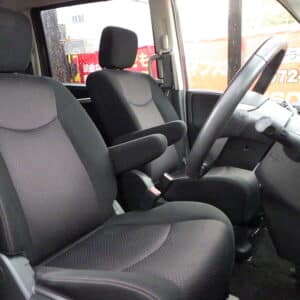 セレナ　ハイウェイスター　S-HV　【総合評価優良車】