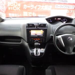 セレナ　ハイウェイスター　S-HV　【総合評価優良車】