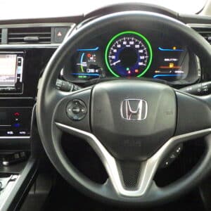 シャトル　ハイブリッド　【総合評価優良車】