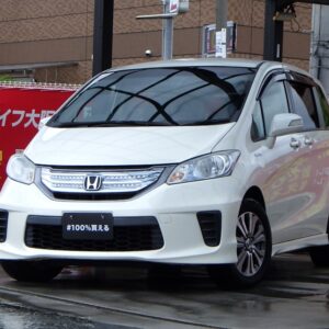フリード　ハイブリッド　ジャストセレクション　《ユーザー買取車》