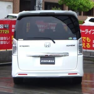 ステップワゴン　スパーダZ　クールスピリット