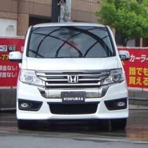 ステップワゴン　スパーダZ　クールスピリット