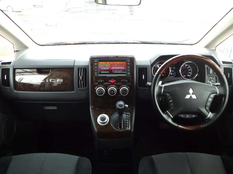 デリカD:5 シャモニー 4WD