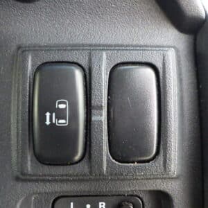 デリカD5　ローデスト　Gパワーパッケージ　4WD