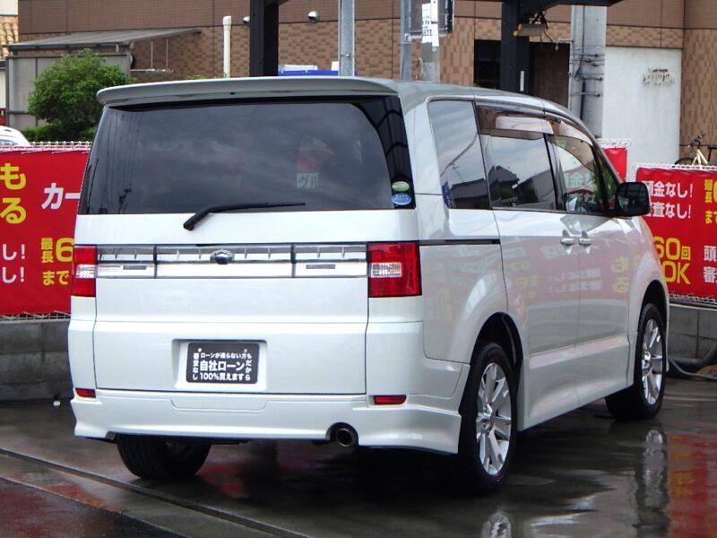 デリカD5 ローデスト Gパワーパッケージ 4WD