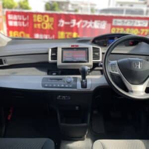 フリード　ハイブリッド　ジャストセレクション