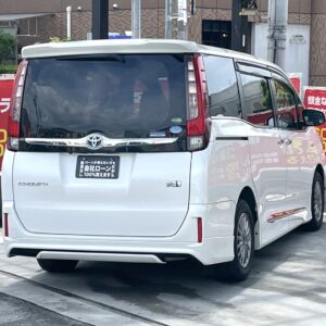 エスクァイア　ハイブリッド　Gi