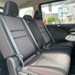セレナ　ハイウェイスター　Vセレクション