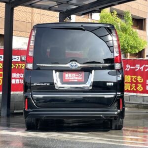 エスクァイア　ハイブリッド　Gi　ブラックテーラード