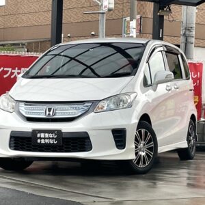 フリード　ハイブリッド　ジャストセレクション