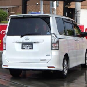 ヴォクシー　ZS　【総合評価優良車】
