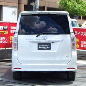 ヴォクシー　ZS　煌　【総合評価優良車】　～7人乗りtype～