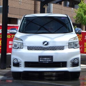 ヴォクシー　ZS　煌　【総合評価優良車】　～7人乗りtype～