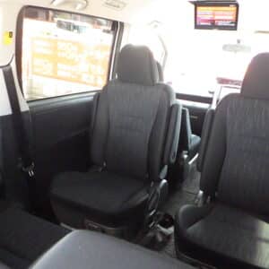 ヴォクシー　ZS　煌　【総合評価優良車】　～7人乗りtype～