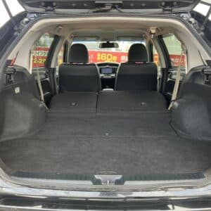カローラフィールダー　HV　G エアロツアラー　W×B　【特別仕様車グレード】