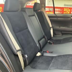 カローラフィールダー　HV　G エアロツアラー　W×B　【特別仕様車グレード】
