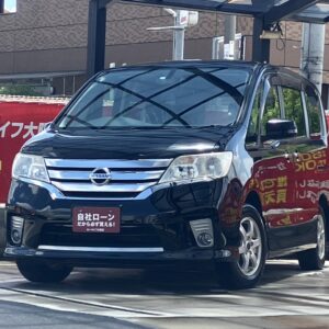 セレナ　ハイウェイスター　Vセレクション
