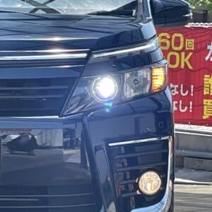 ヴォクシー　ZS