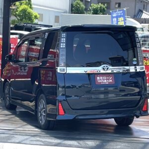 ヴォクシー　ZS