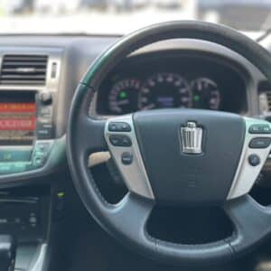クラウン　2.5　アスリート　【総合評価優良車】