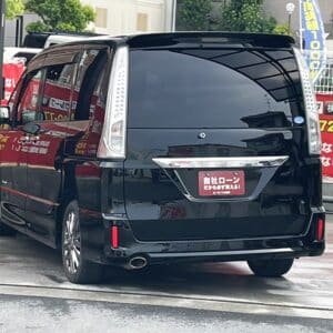 セレナ　ライダーパフォーマンススペックブラックラインS-HV　【ユーザー買取車】