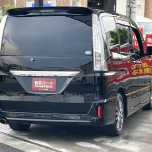 セレナ　ライダーパフォーマンススペックブラックラインS-HV　【ユーザー買取車】