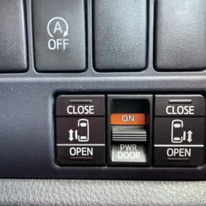 ヴォクシー　ZS　【総合評価優良車】