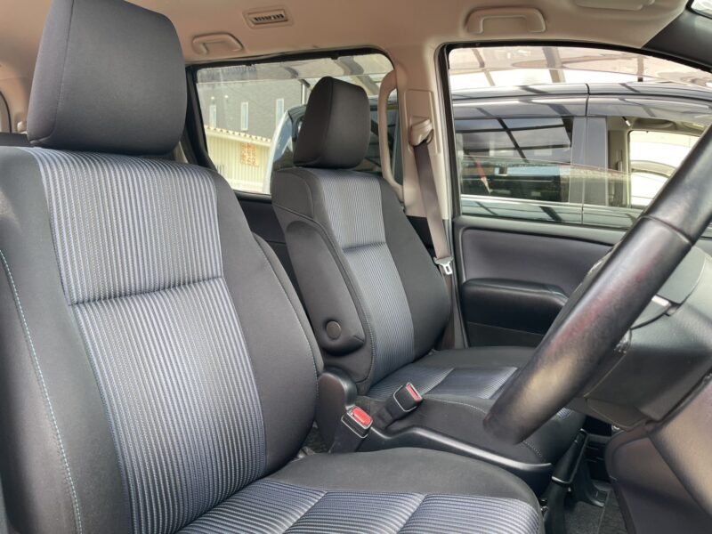 ヴォクシー ZS 【総合評価優良車】