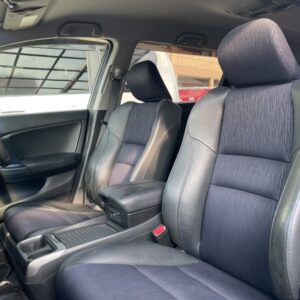オデッセイ　アブソルート　【総合評価優良車】