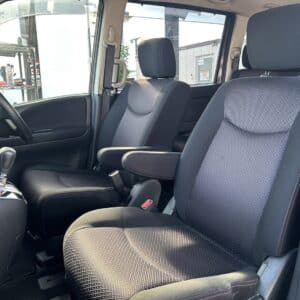 セレナ　ハイウェイスター　Vセレクション　【総合評価優良車】《特別仕様車グレード》