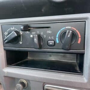 NT100　クリッパートラック　SD　【総合評価優良車】